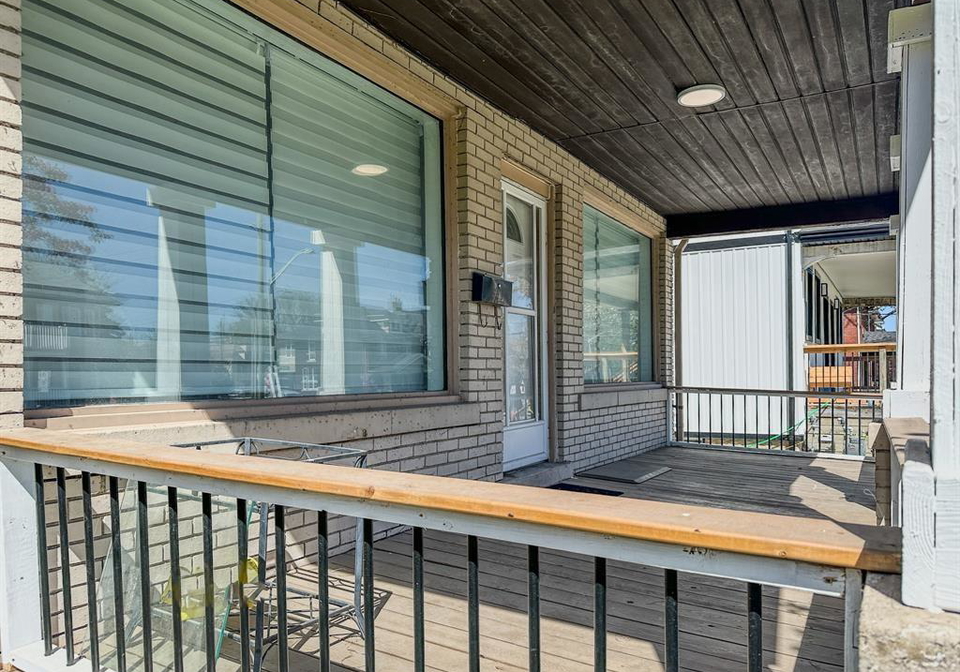 421-hall-windsor-ontario-26017917