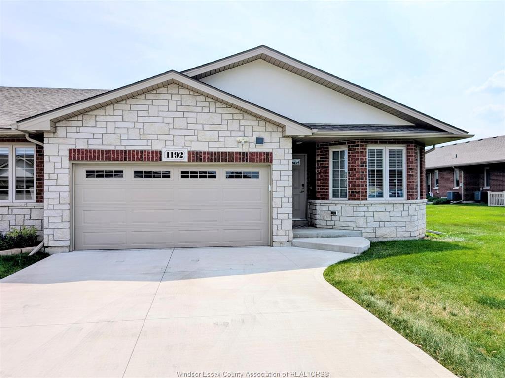 1192-copeland-windsor-ontario-26017919