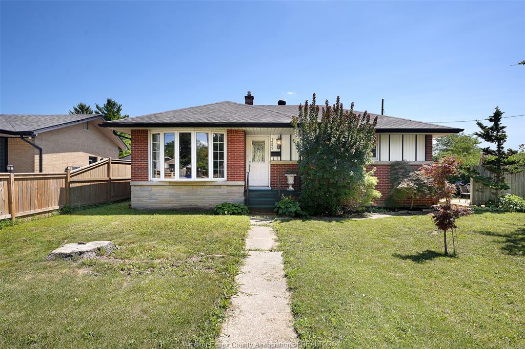 1285-cabana-west-windsor-ontario-26017928