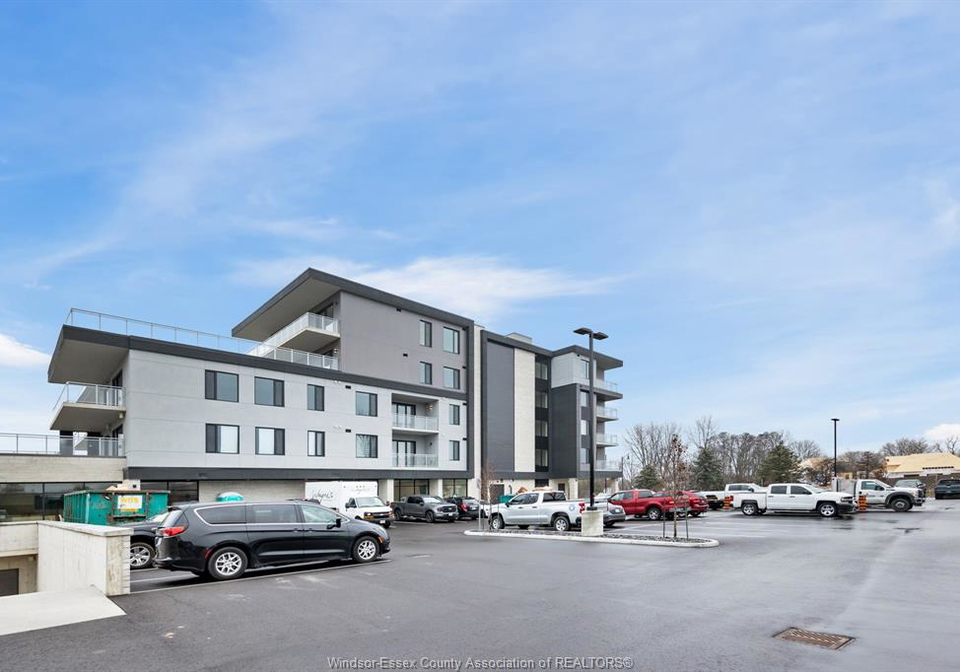 14400-tecumseh-road-tecumseh-ontario-26017936