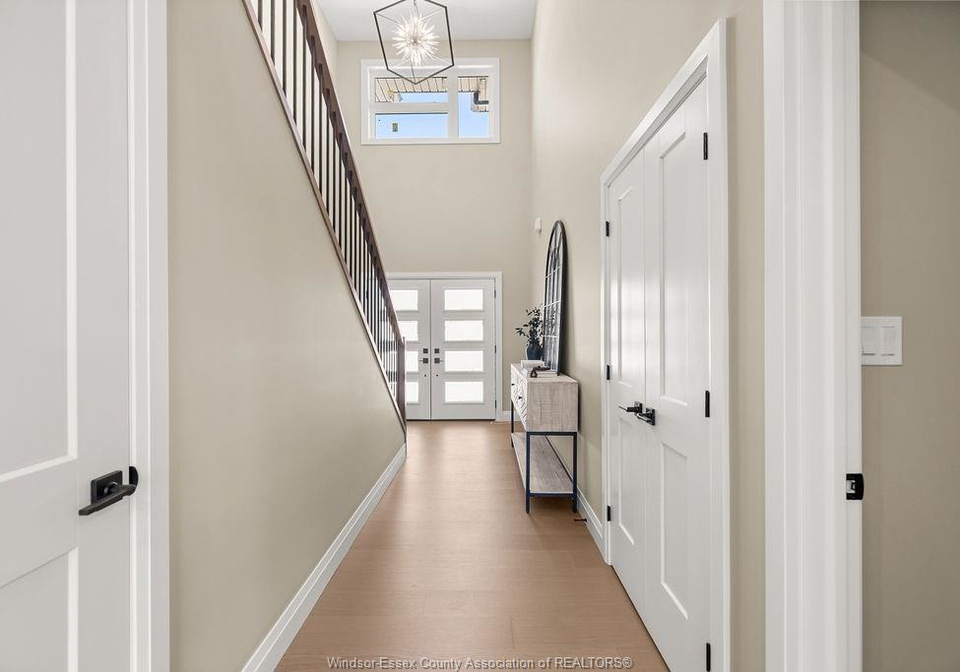 8040-meo-boulevard-lasalle-ontario-26017941