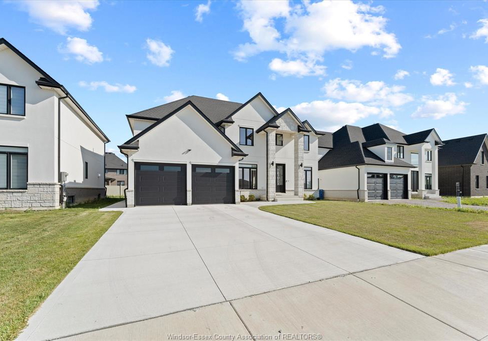 601-holburn-street-windsor-ontario-26017961