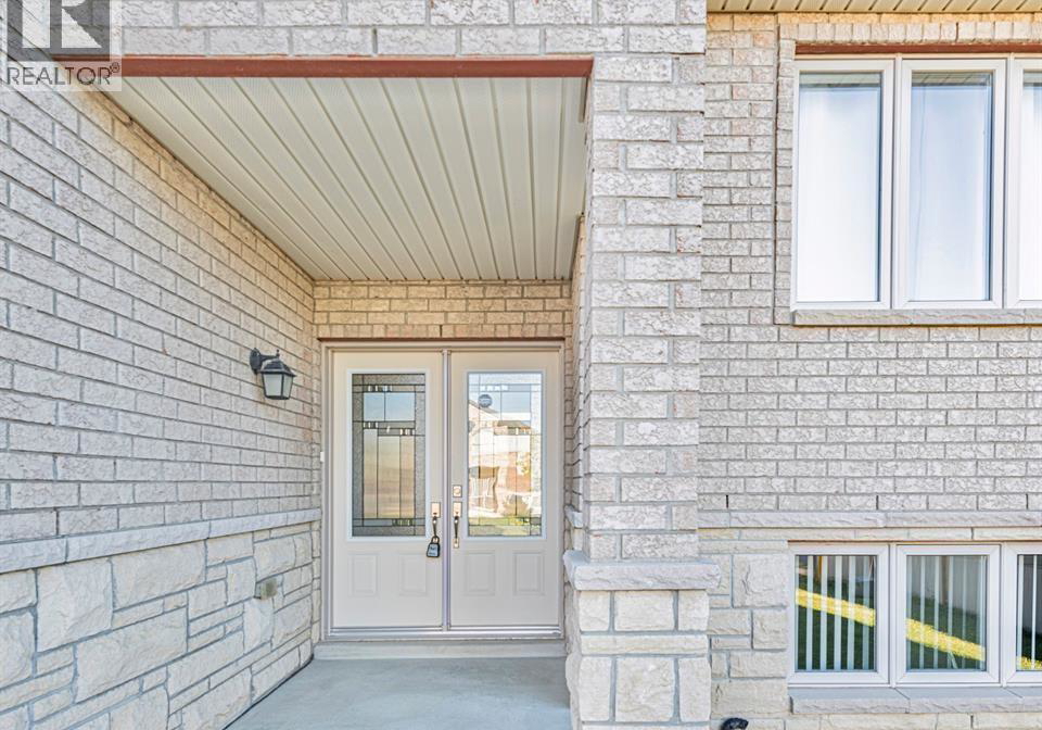 4001-cosenza-street-windsor-ontario-26017962