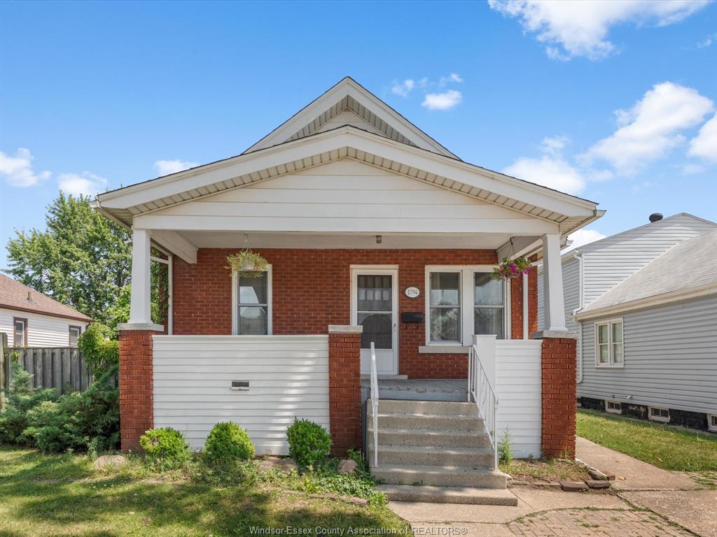 1794-hall-avenue-windsor-ontario-26017964