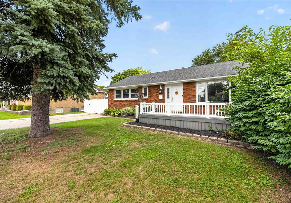 1108-errol-road-east-sarnia-ontario-26017971
