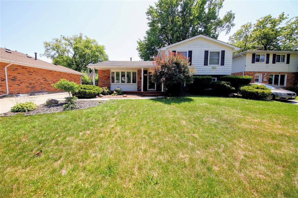 883-assiniboine-crescent-sarnia-ontario-26017992