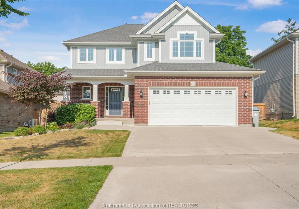 246-rushby-street-strathroy-caradoc-ontario-26018000