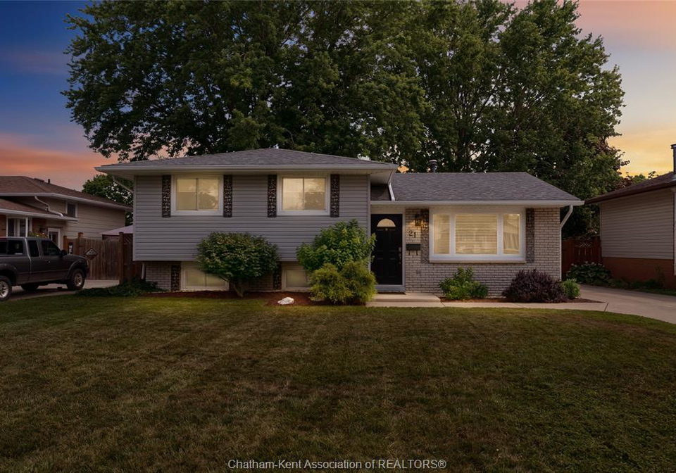 21-primrose-lane-chatham-ontario-26018004