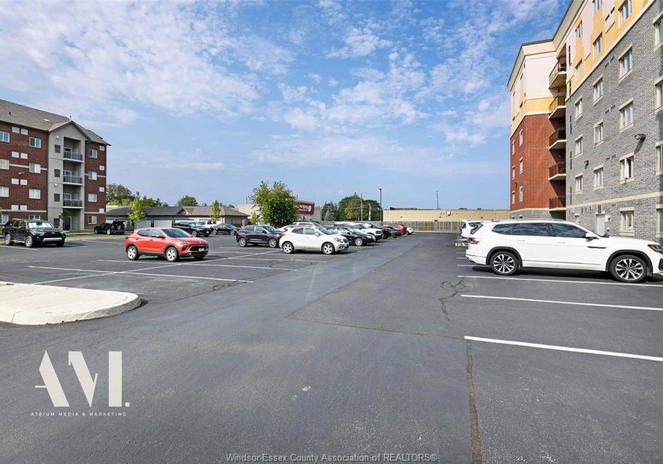 1855-normandy-street-lasalle-ontario-26018009