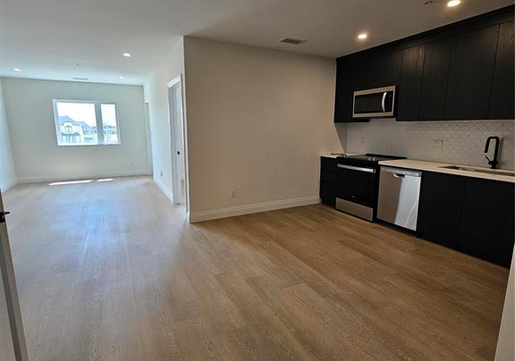 4300-laurier-parkway-lasalle-ontario-26018018