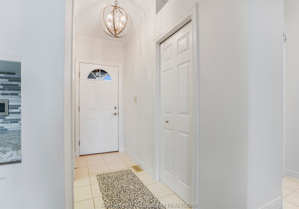 24-mcintosh-avenue-chatham-ontario-26018039
