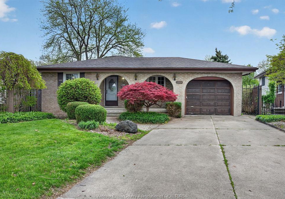 10626-keating-cresent-windsor-ontario-26018049