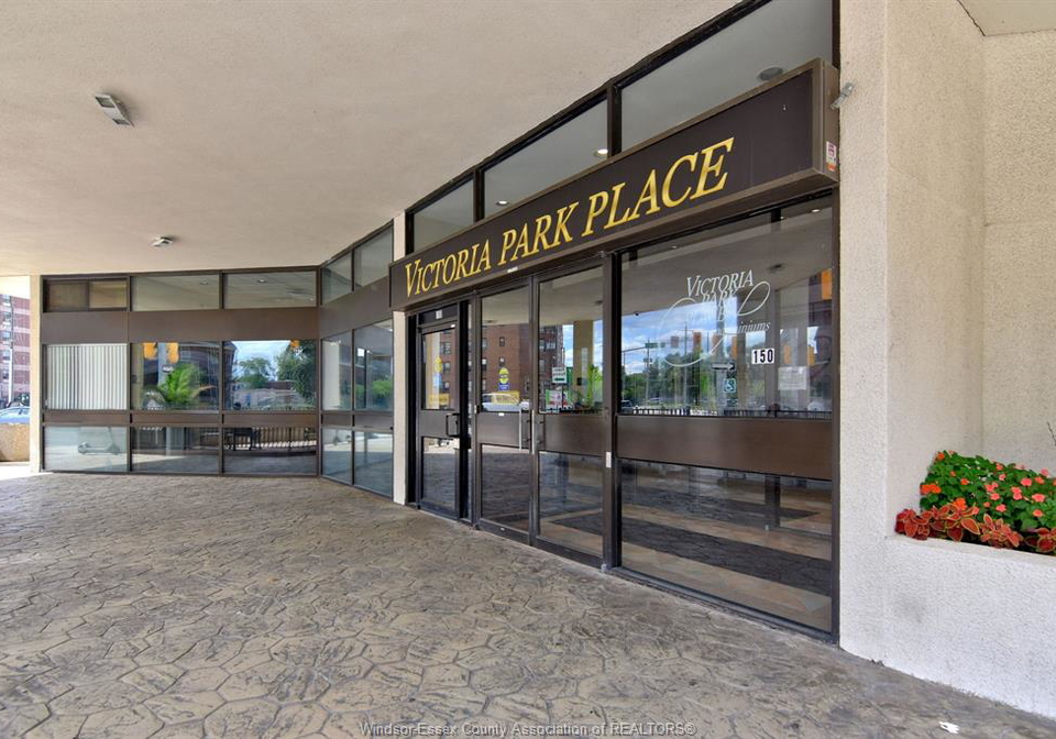 150-park-street-west-windsor-ontario-26018053