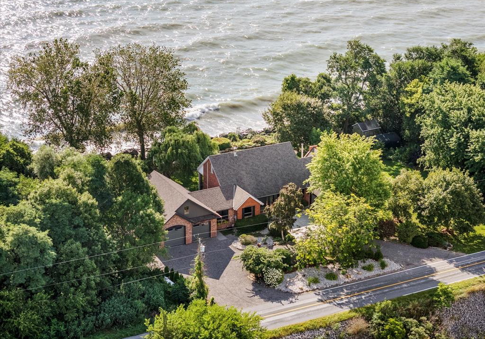 266-east-beach-road-leamington-ontario-26018057