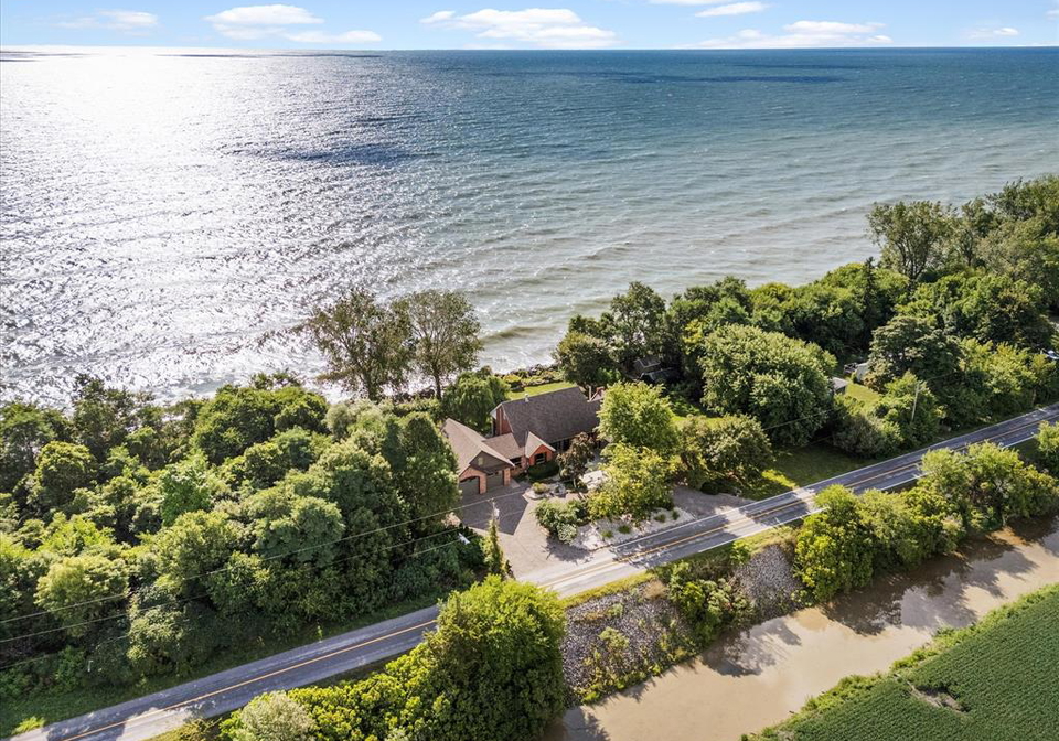 266-east-beach-road-leamington-ontario-26018057