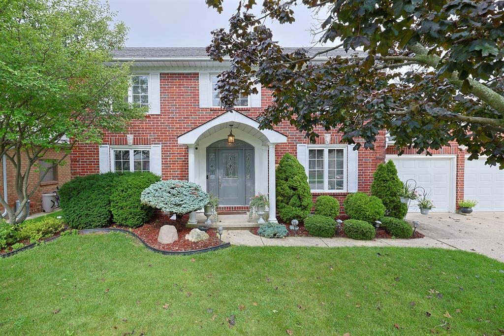 799-esser-crescent-sarnia-ontario-26018067
