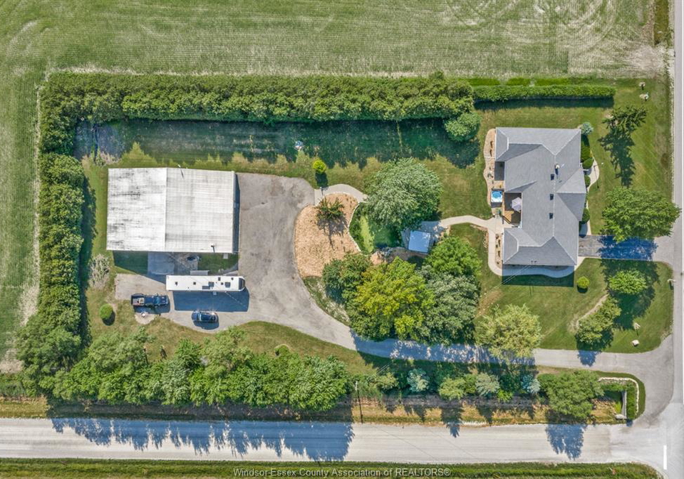 7695-county-road-18-essex-ontario-26018071