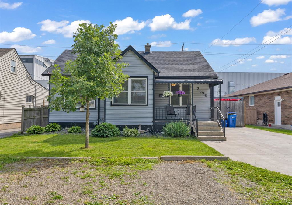 2696-meldrum-road-windsor-ontario-26018074