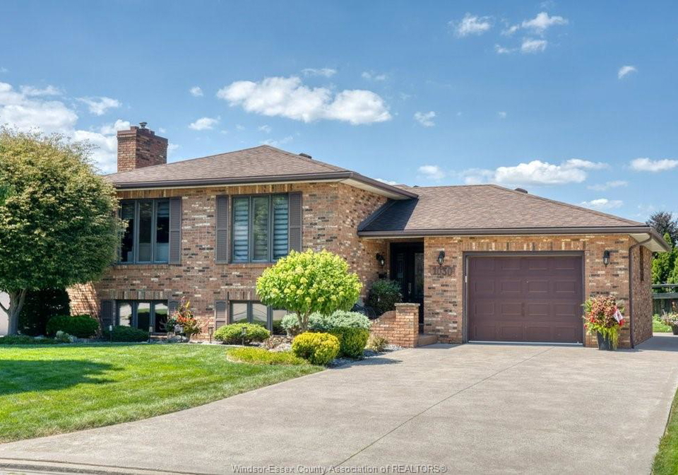 1030-dandurand-court-windsor-ontario-26018080