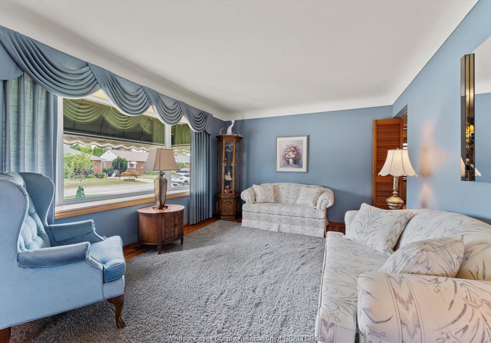 1003-isabelle-place-windsor-ontario-26018100