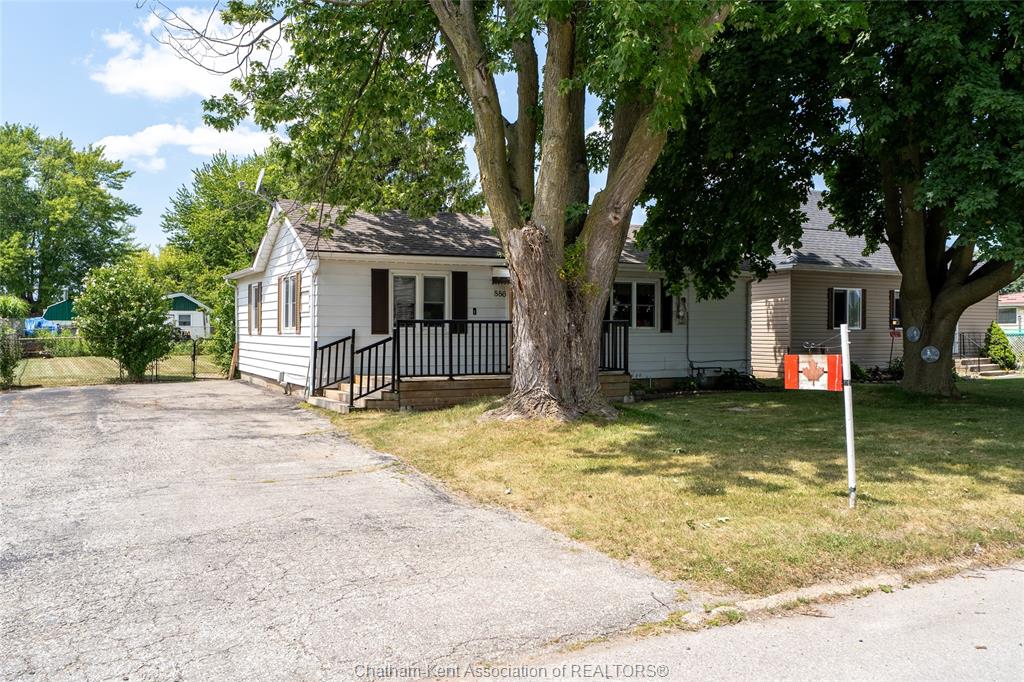 886-old-glass-road-wallaceburg-ontario-26018111