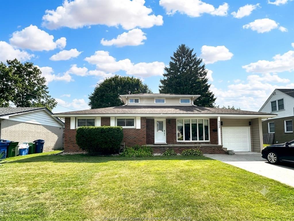 4069-roseland-drive-west-windsor-ontario-26018125