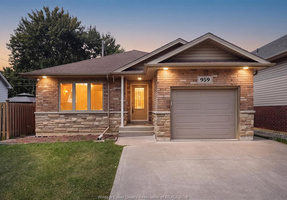 959-prado-place-windsor-ontario-26018129