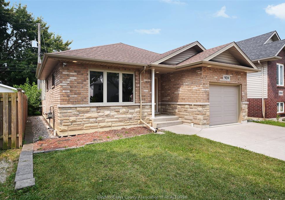 959-prado-place-windsor-ontario-26018129