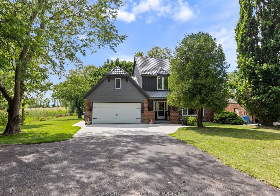 2028-front-road-north-amherstburg-ontario-26018132
