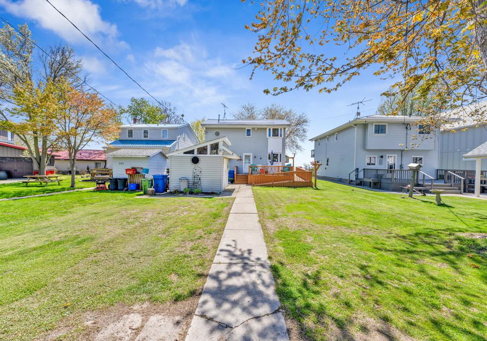 545-lakeview-essex-ontario-26018134