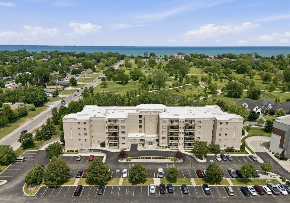 200-manning-road-tecumseh-ontario-26018145