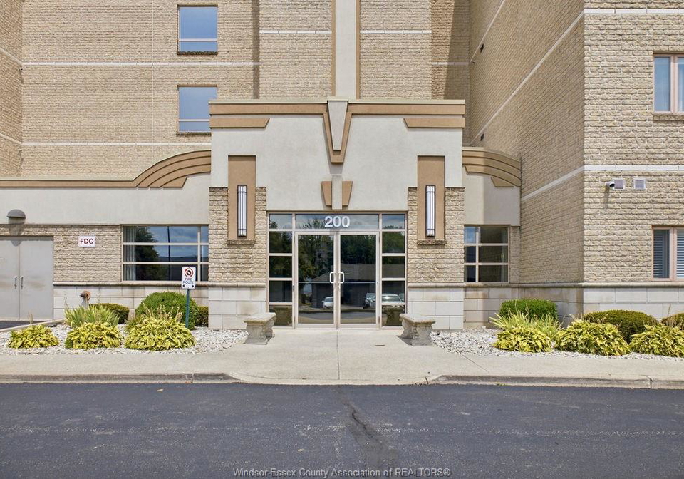 200-manning-road-tecumseh-ontario-26018145