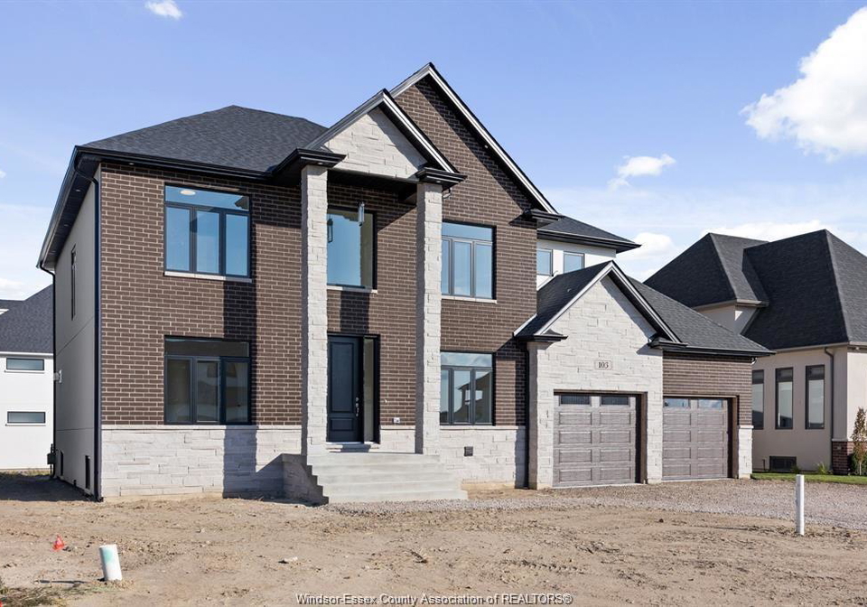 103-bay-street-lakeshore-ontario-26018157