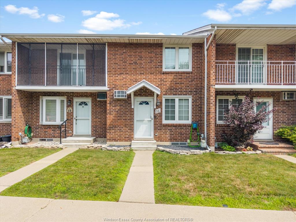 345-robson-leamington-ontario-26018185