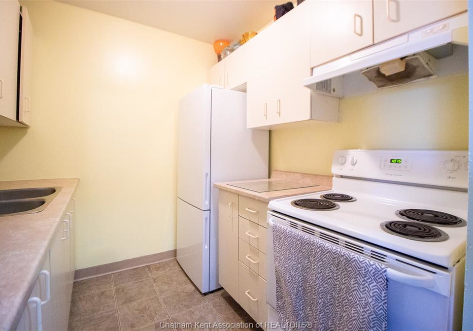 130-park-avenue-east-chatham-ontario-26018188