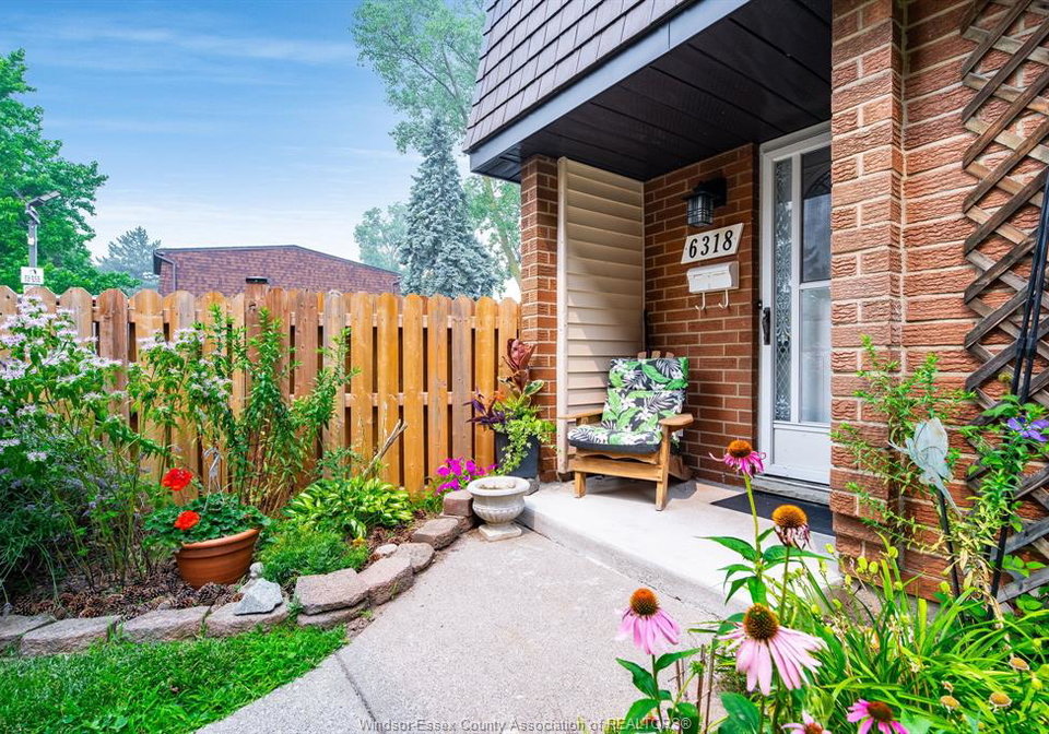 6318-thornberry-crescent-windsor-ontario-26018191