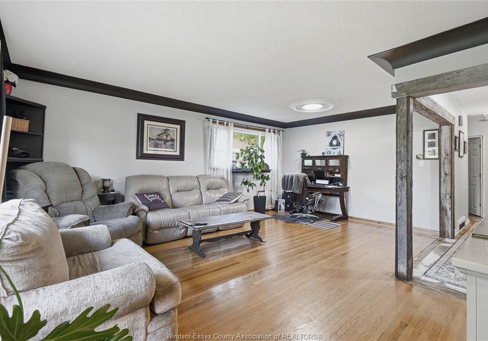 36-woodland-avenue-chatham-ontario-26018212