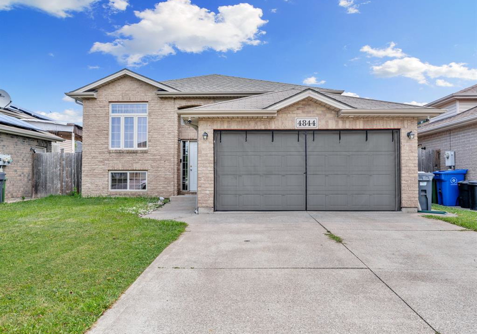 4844-whitefish-crescent-windsor-ontario-26018249