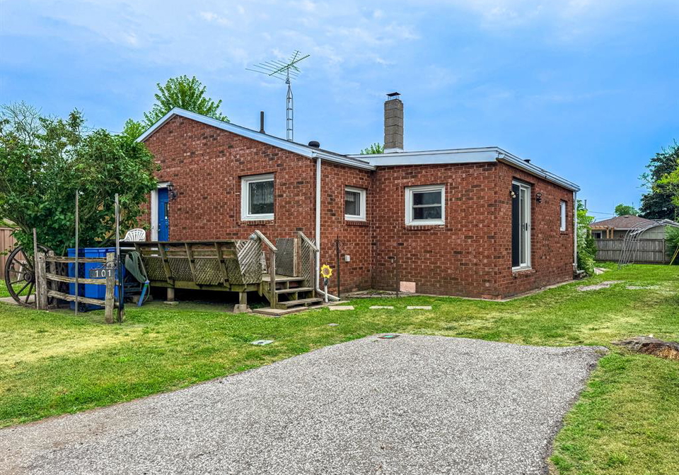 101-prospect-street-kingsville-ontario-26018261