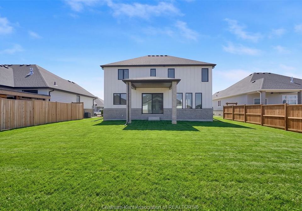 168-rosewood-crescent-chatham-ontario-26018264
