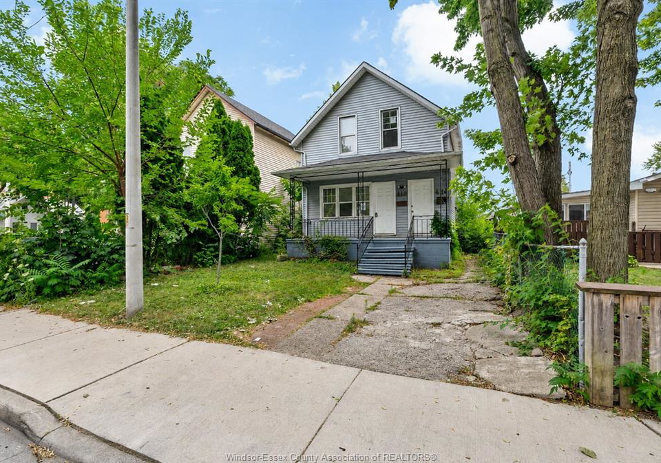 418-caron-avenue-windsor-ontario-26018267