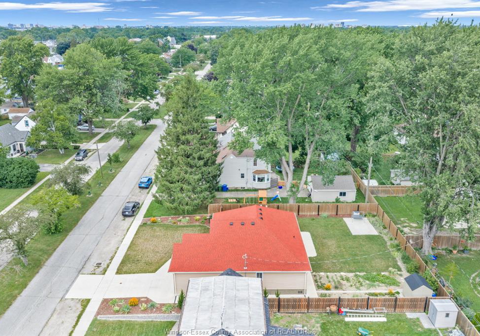 2482-rossini-windsor-ontario-26018292