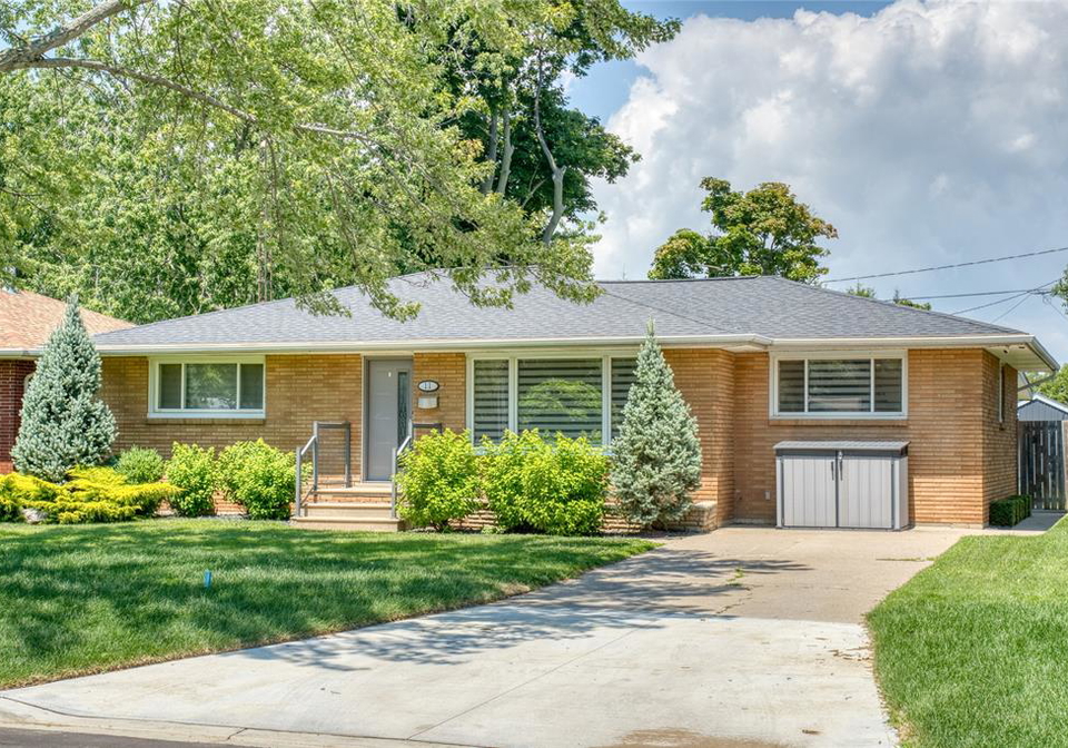11-margaret-leamington-ontario-26018301