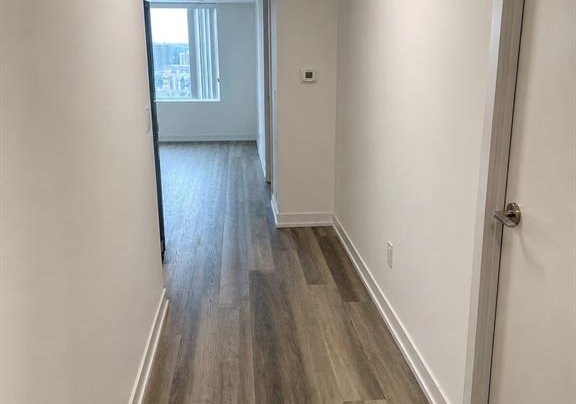 1435-celebration-drive-pickering-ontario-26018303