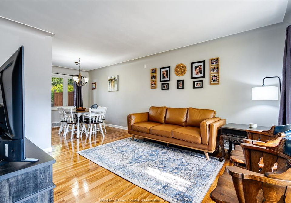 3260-everts-avenue-windsor-ontario-26018313