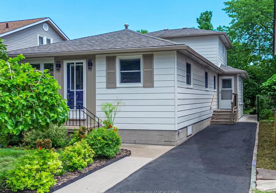 482-john-m-street-windsor-ontario-26018317