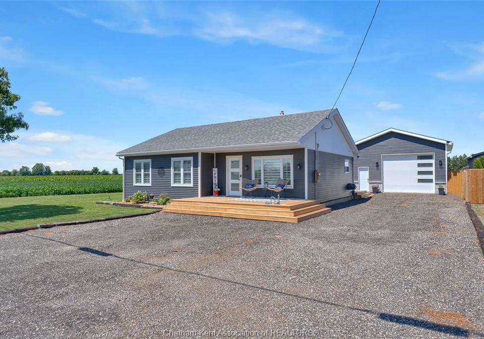 22417-creek-road-chatham-ontario-26018318