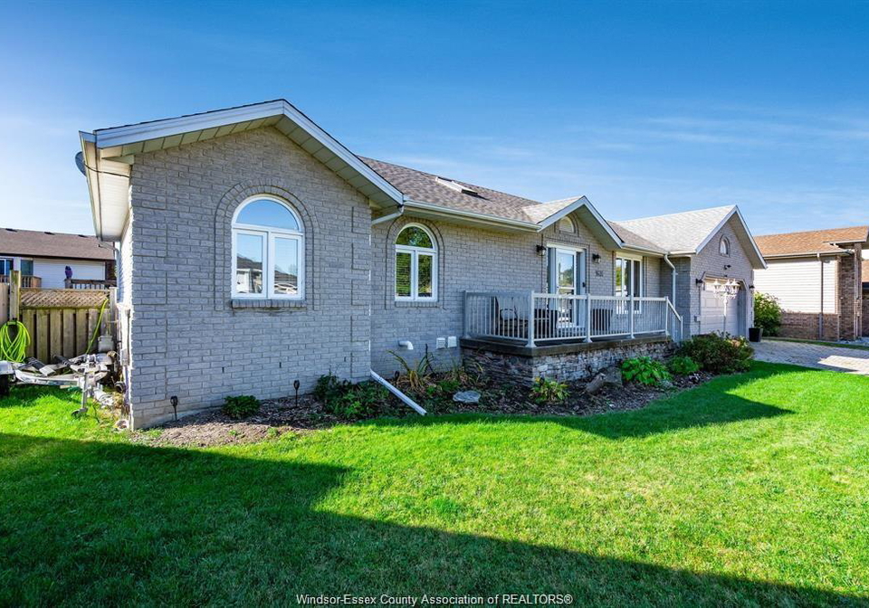 1631-cherrywood-drive-lakeshore-ontario-26018345