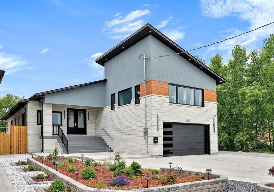 2585-kenora-street-windsor-ontario-26018370