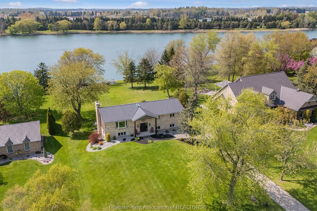 10609-lakeview-drive-harwich-township-ontario-26018379
